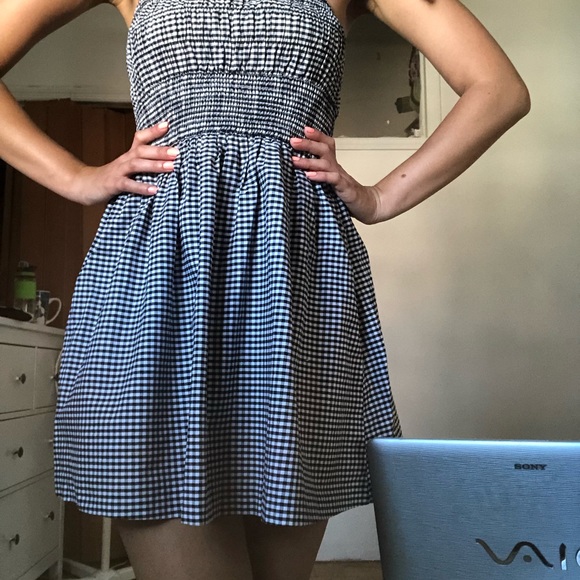 Cute dress ( Small ) - Picture 3 of 4